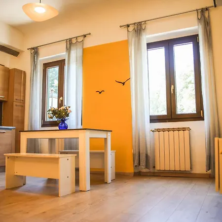 Moderno In Piazza Tasso, Centro Di *