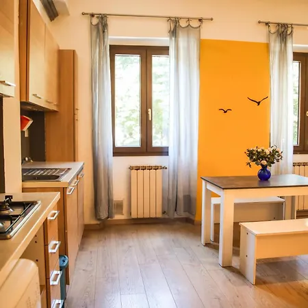 Moderno In Piazza Tasso, Centro Di Apartamento Florença